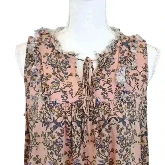 PLEIONE Plise Sleeveless Peach Floral Blouse Tie Neck Frayed Edges Size Medium - Picture 7 of 8